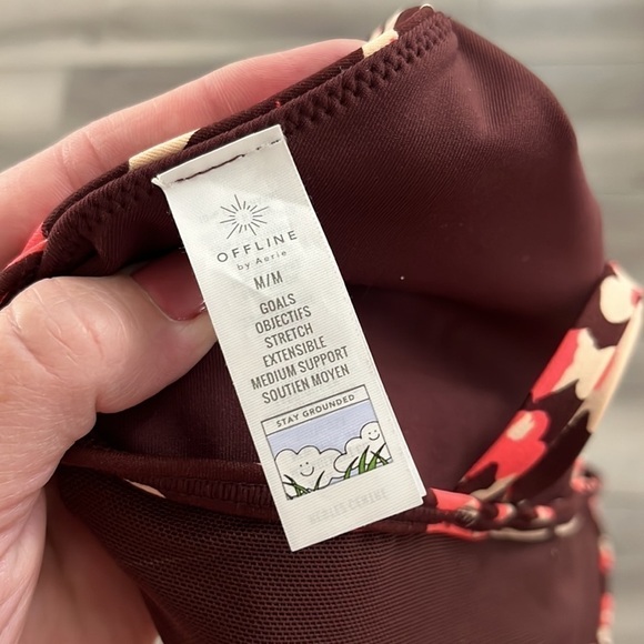 OFFLINE by Aerie plunge sports bra medium - Picture 4 of 5